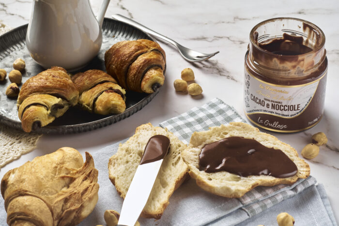Crema spalmabile al cacao con il 20% di nocciole del Piemonte I.G.P. -1 cartone da 6pz - immagine 2